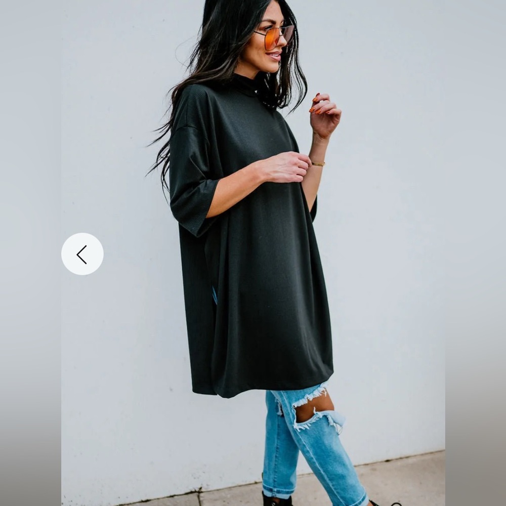 Lala Icon Mock Neck Top in Black